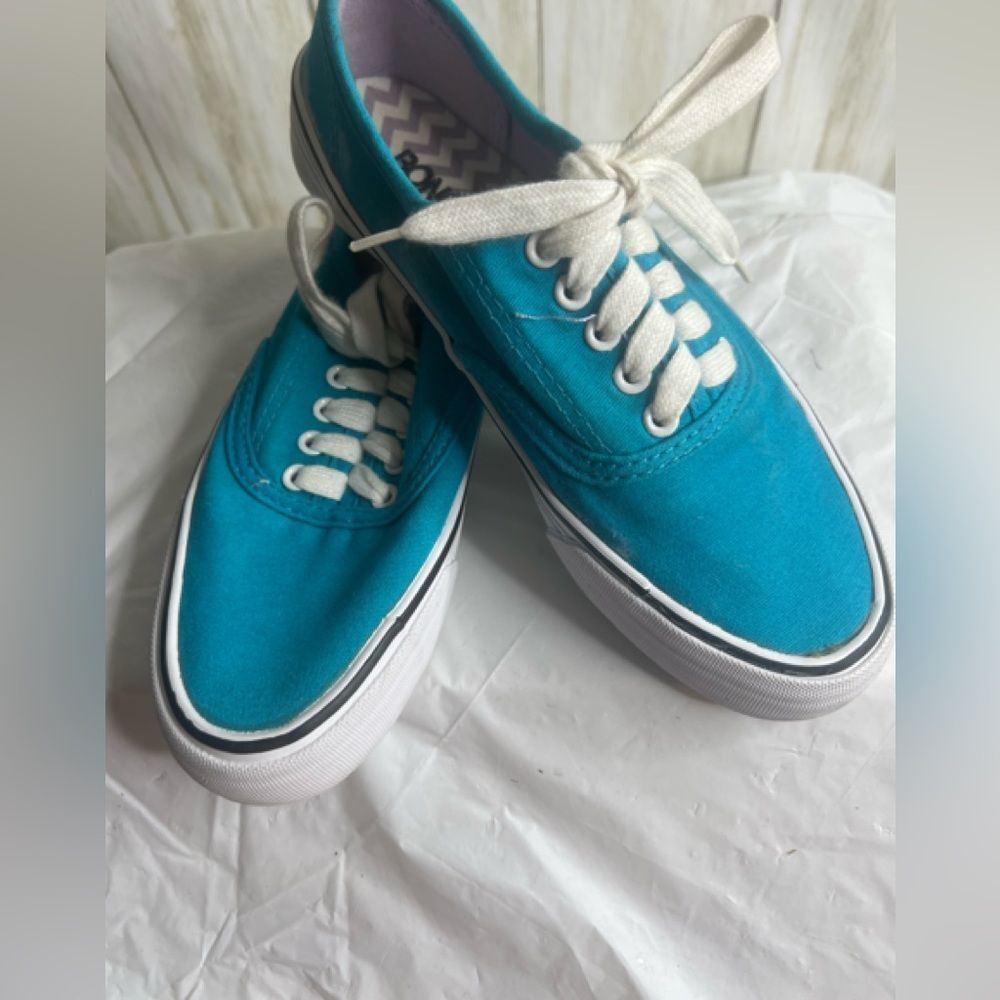 Tile Blue Women Van Sneaker